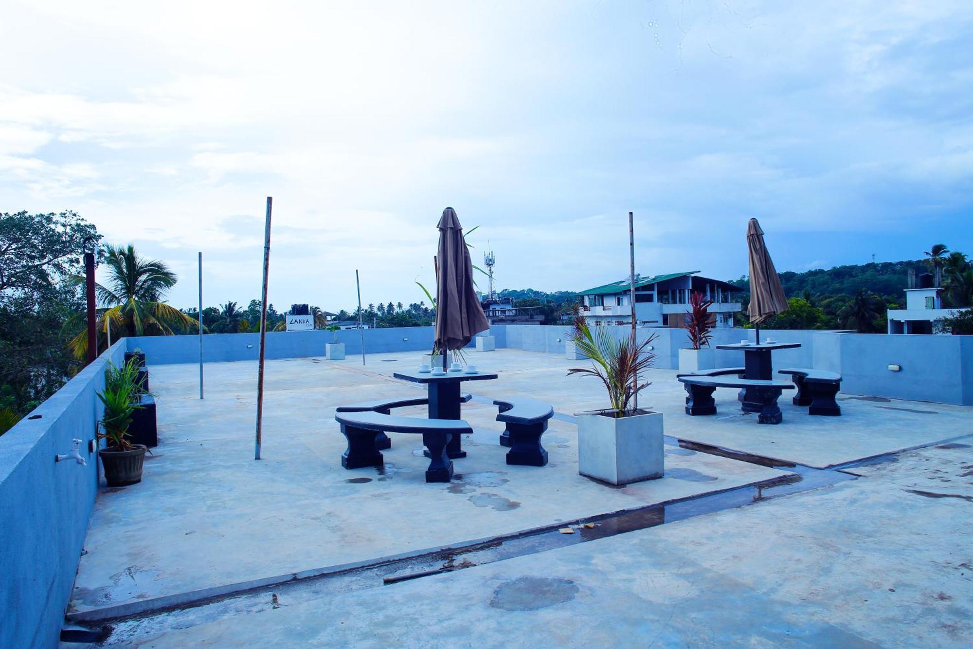 Isindu Sky Lodge Мириса Екстериор снимка